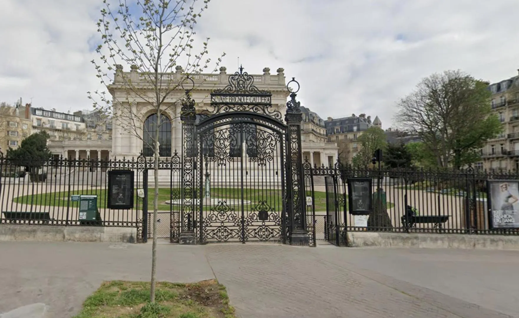 - Trocadero Apartmán
